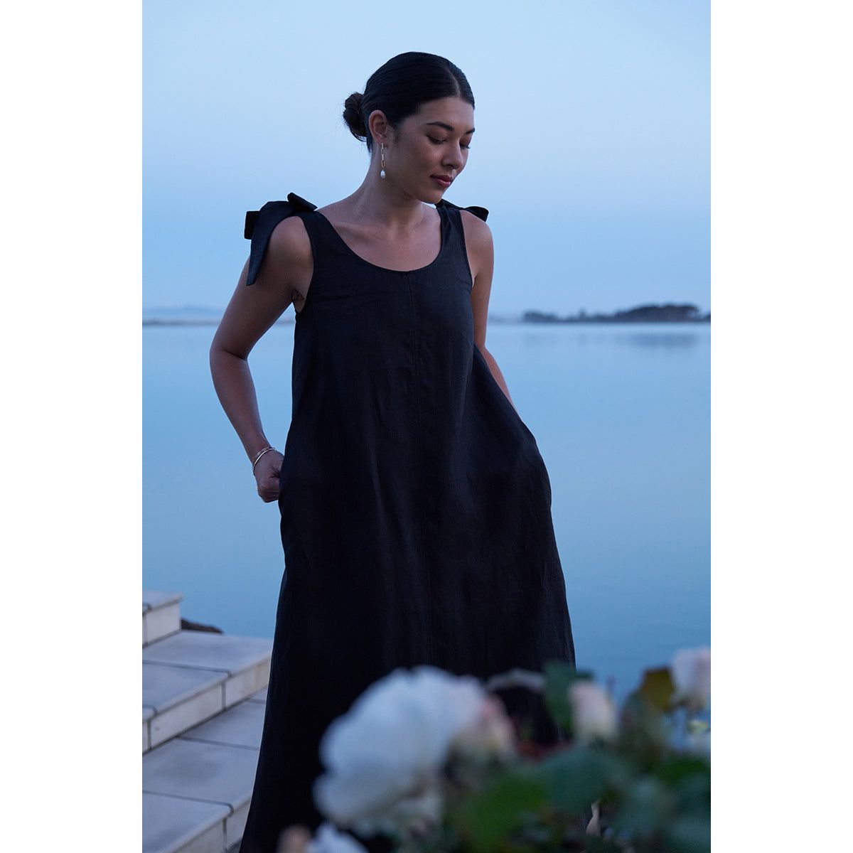 Foil BaliTie dress Black