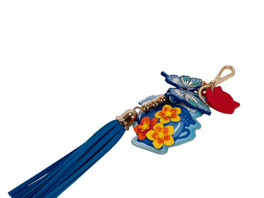 Vendula Gardens of the world Greece key charm