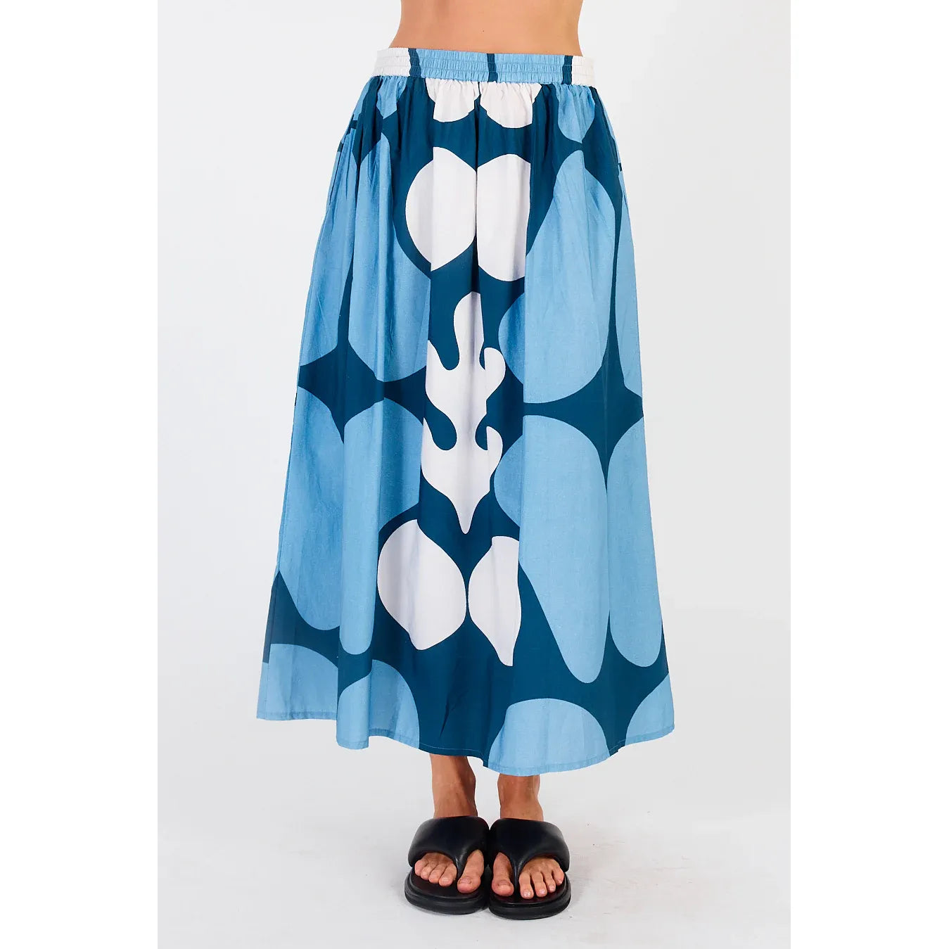 Itami Elsa skirt (Negrita pink or blue)