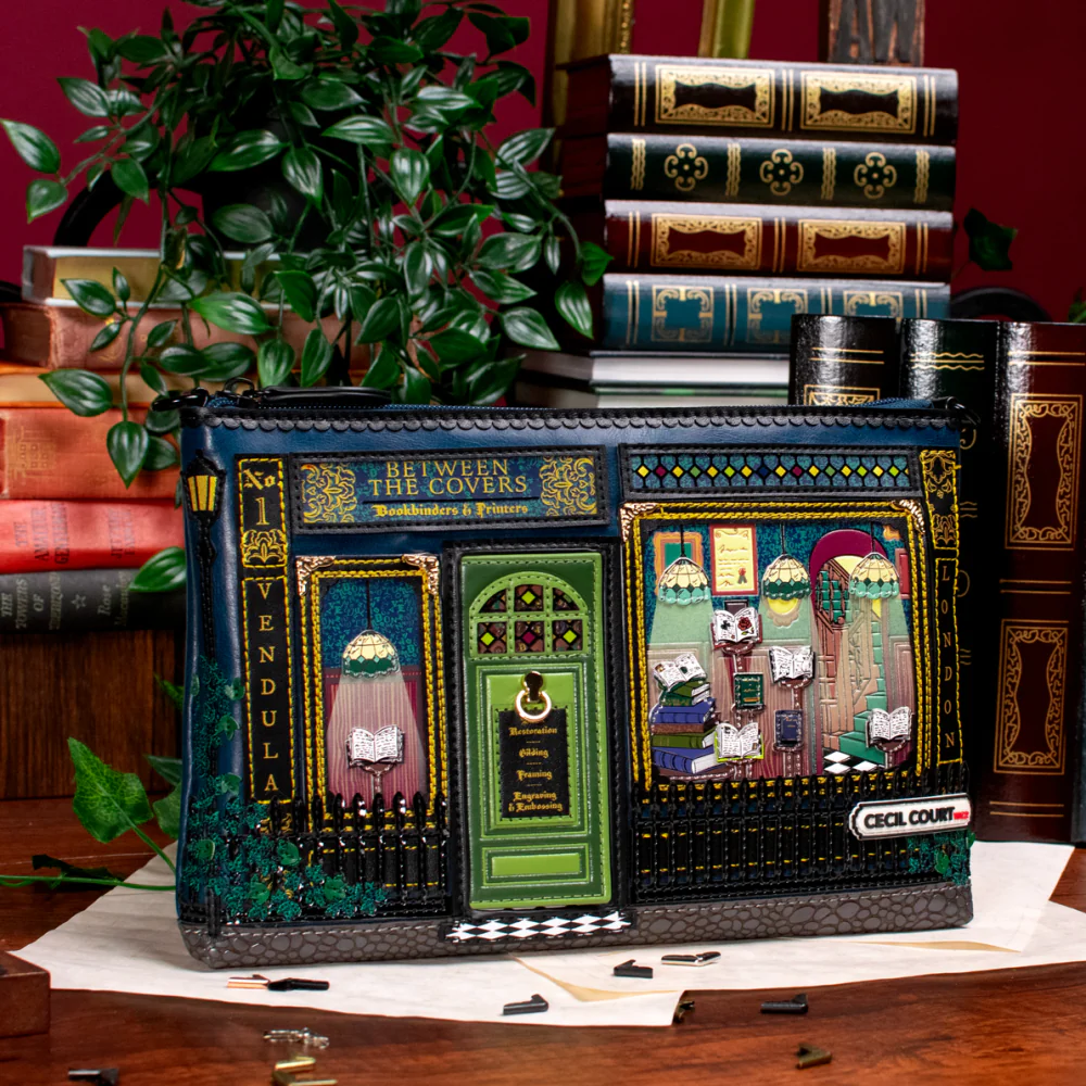 Vendula Mystic Wicks Candle and Wandmakers Kate Pouch Bag