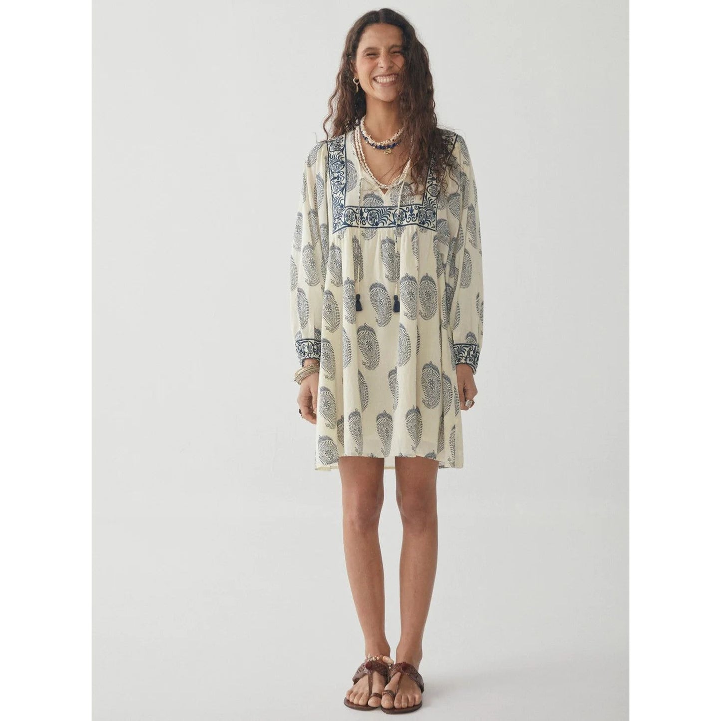 Maison Hotel Lala Mirissa Dress