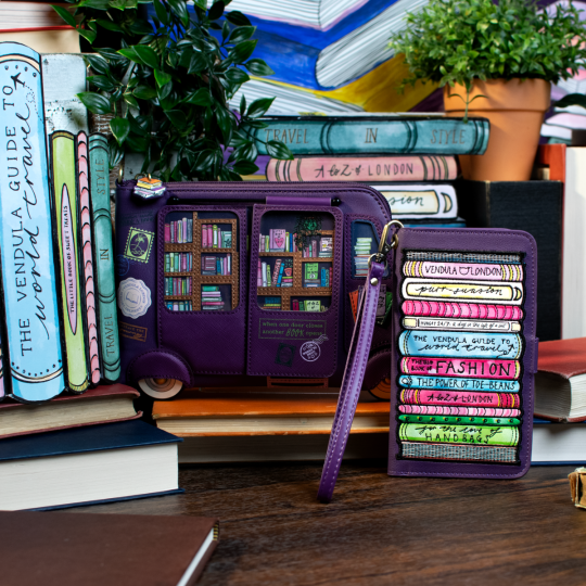 Vendula Travelling Library Universal Flip Phone Case
