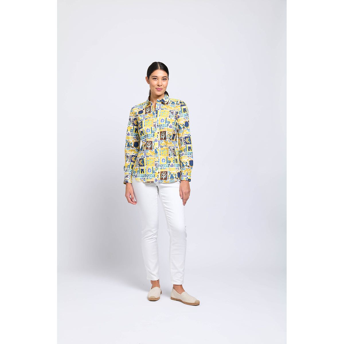 Foil all class shirt (going Daisy or Limelight