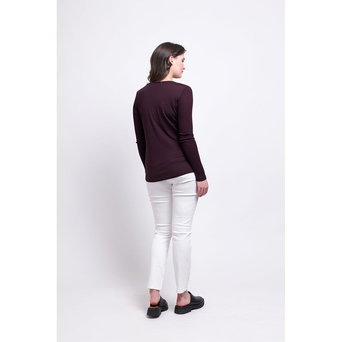 Foil Fine Merino Crew Neck (Navy or Plum)