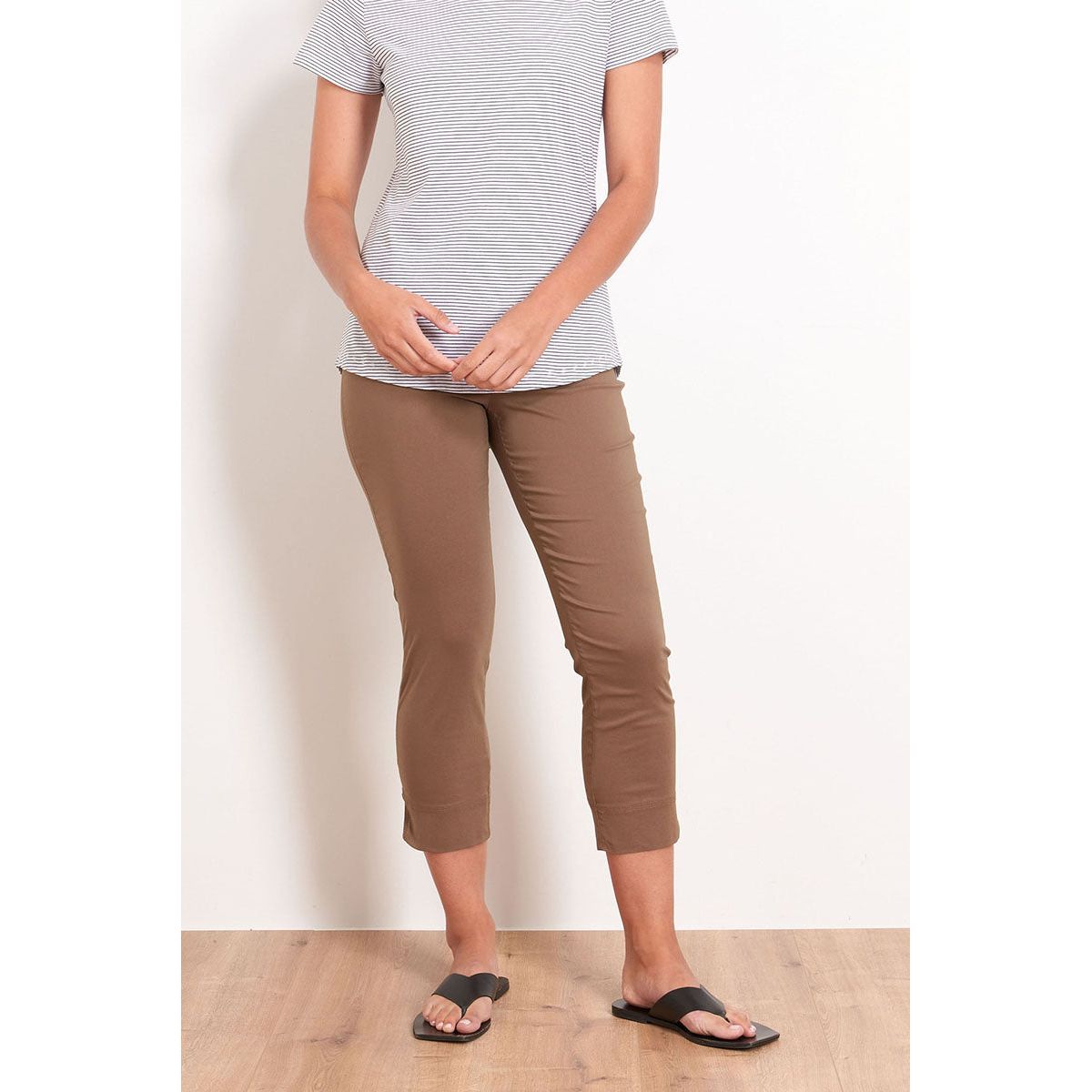 Foil Riveting 7/8 Taper Pant