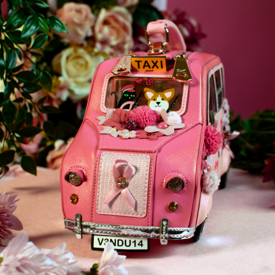 Vendula Pink Ribbon London Cats & Corgies Pink Taxi