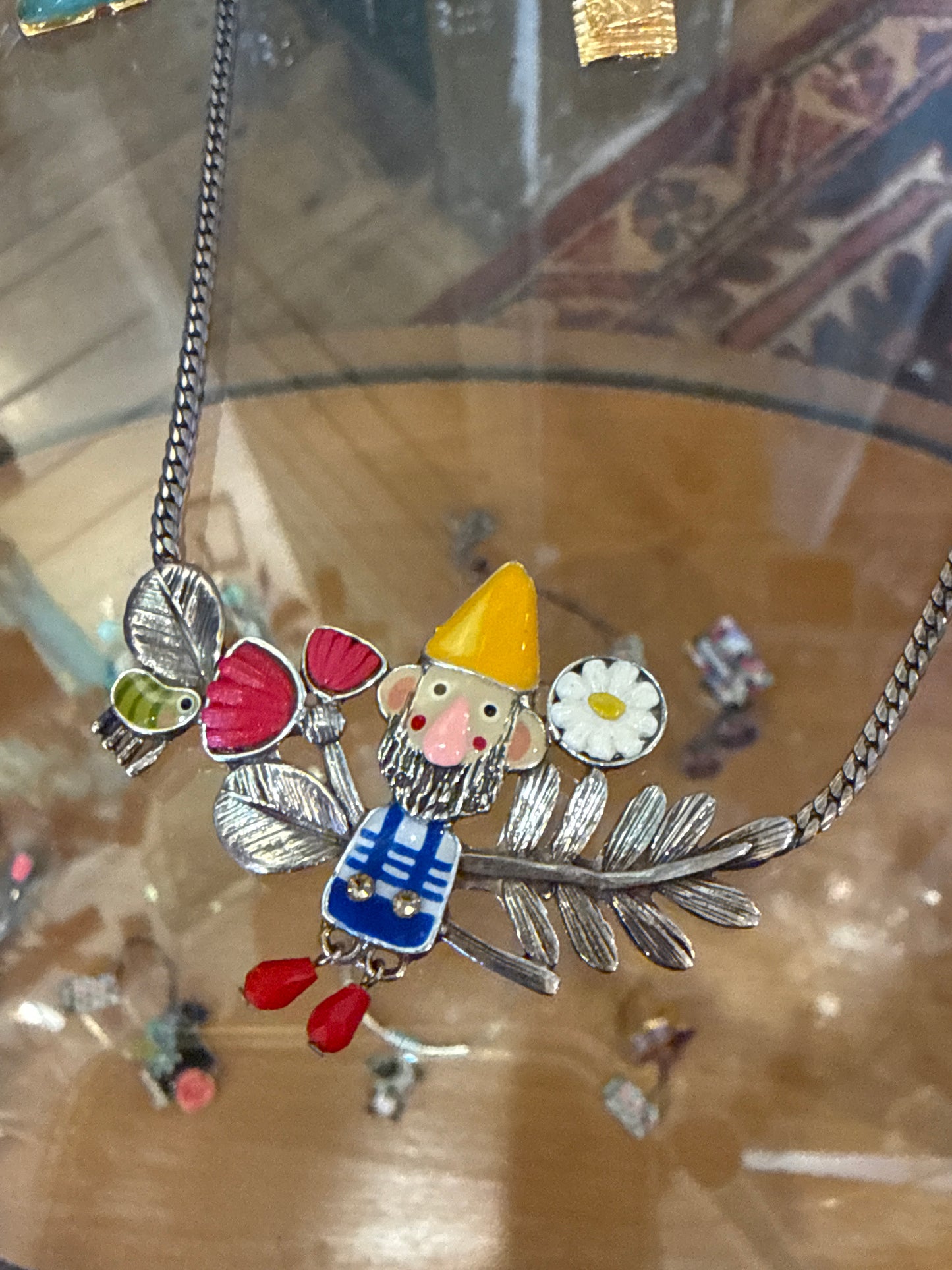 Taratata Gnome Bee Necklace 005