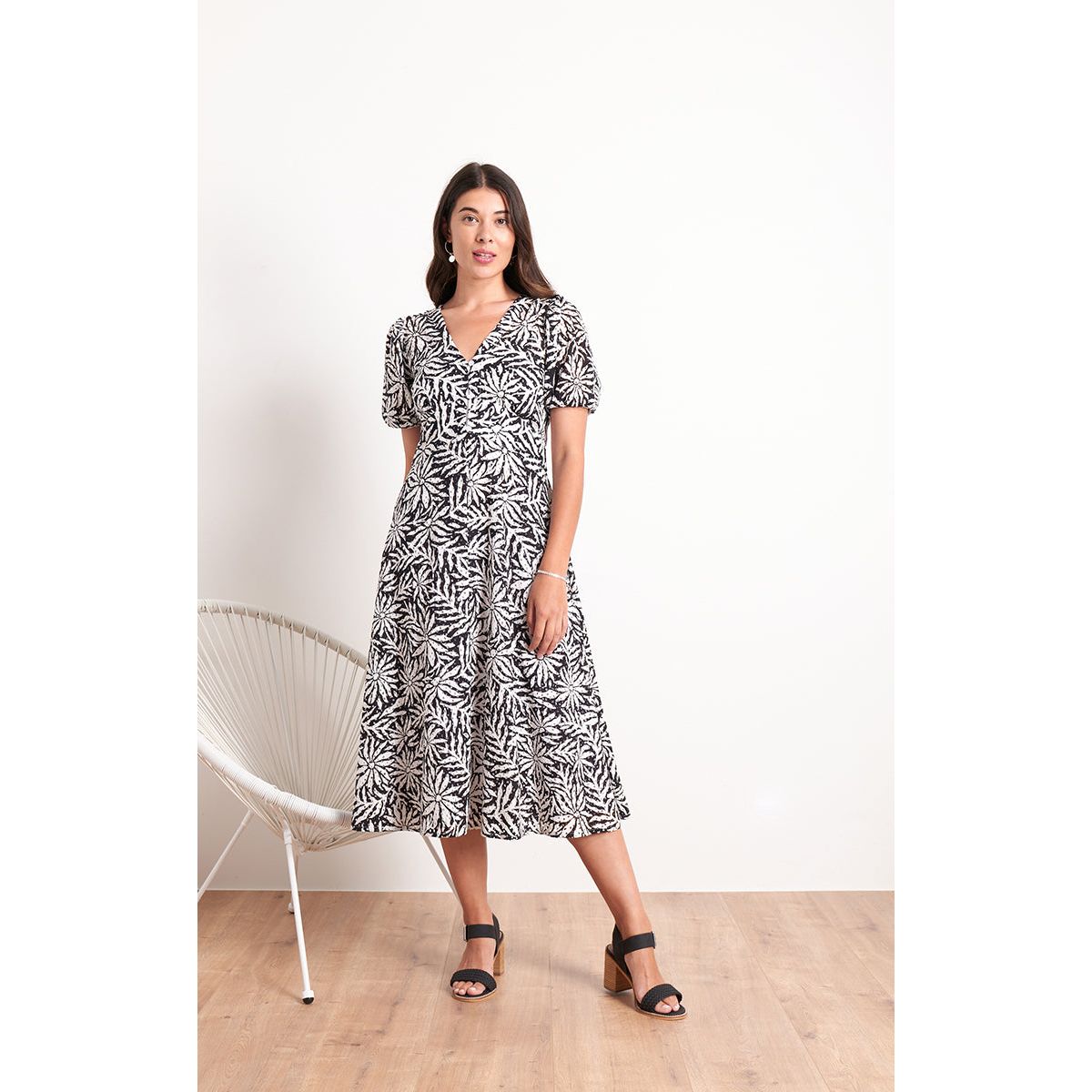 Foil Well Cut Dress (Frolic Navy or Luscious)