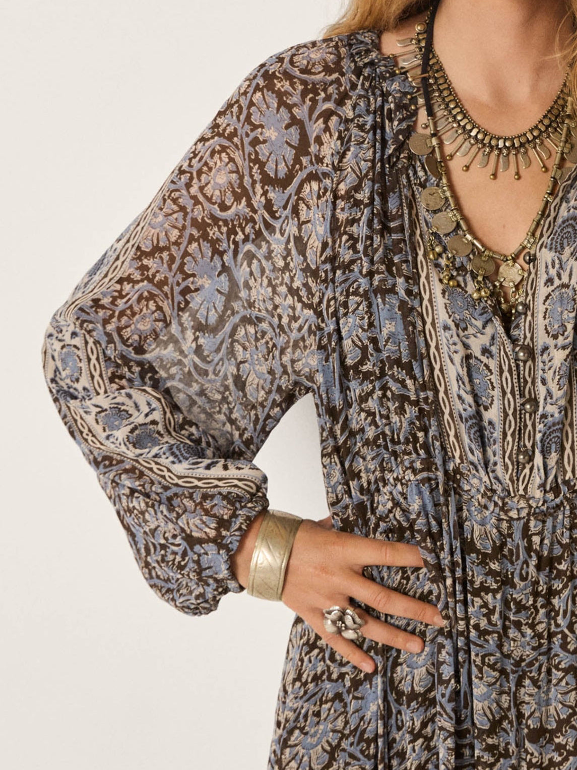 Maison Hotel Madurai Gaia Dress Blue Orchid