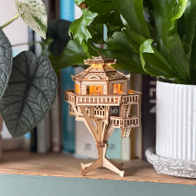 Tiny Treehouse