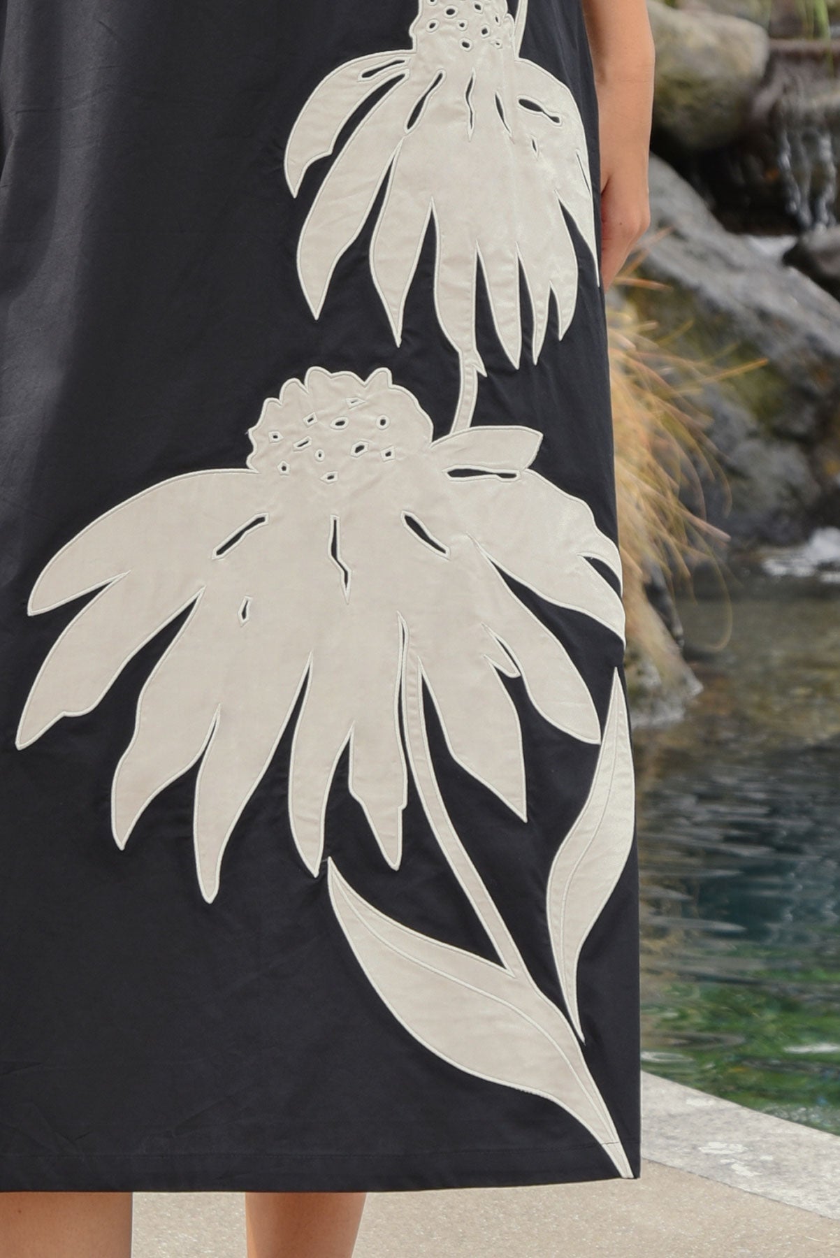 Coop by Trelise Cooper ~ Three-Mendous Blooms Dress Black & Cream
