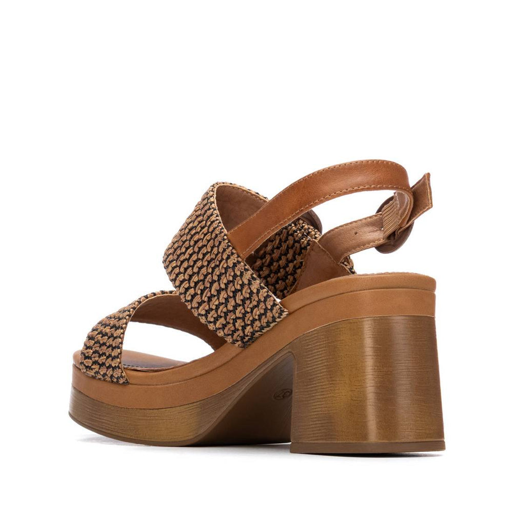 Carmela Carly Platform Sandal 163156