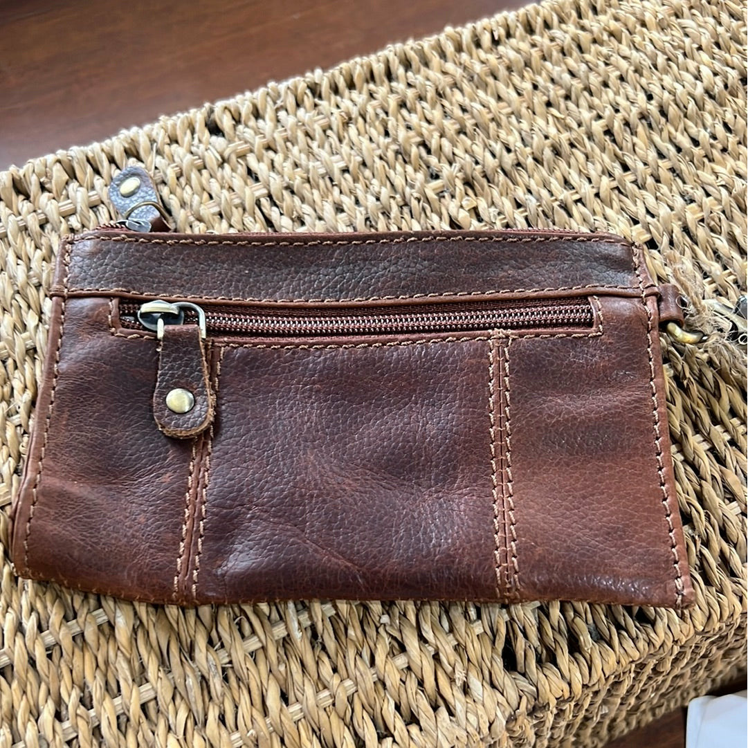 Leather pouch SLG003
